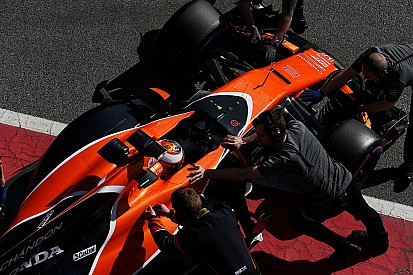 McLaren y Honda agradecen el "esfuerzo incansable" del equipo