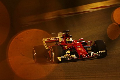 Vettel sigue mandando en Bahrein a pesar de sufrir problemas