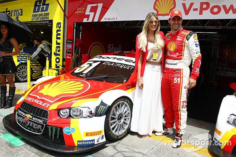 Renata Fan e troca de pilotos: abertura da Stock em fotos