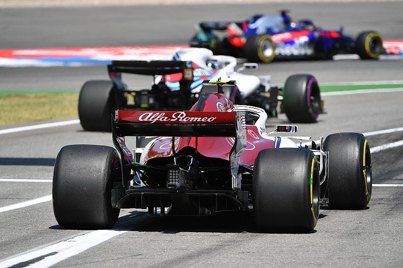 Német Nagydíj: képek az első F1-es szabadedzésről