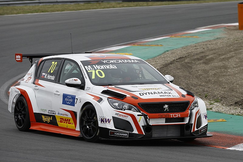 Homola regala il bis alla Peugeot con la vittoria di Gara 2 a Vila Real
