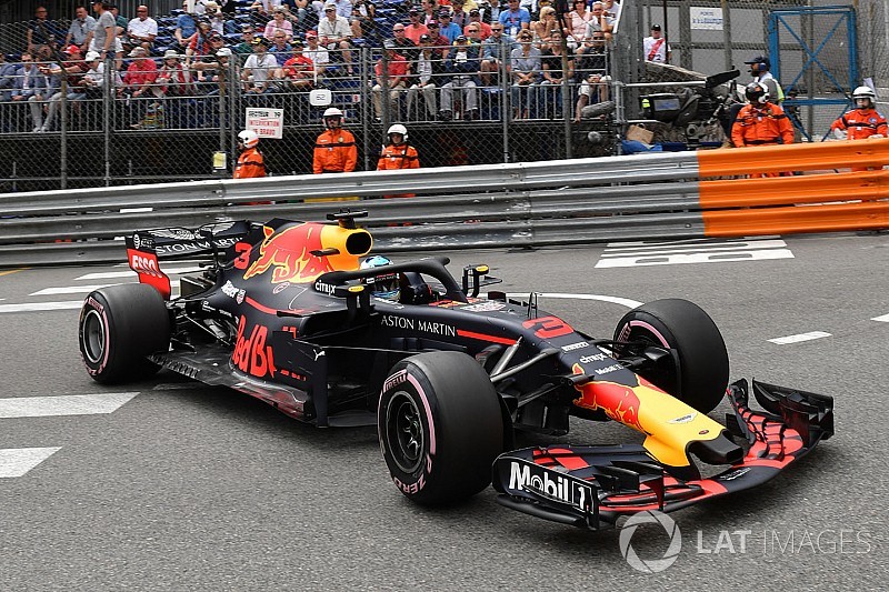 Ricciardo lidera un 1-2 de Red Bull en la primera práctica de Mónaco