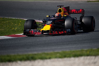 Verstappen - "Je fixerai un objectif après quatre courses"