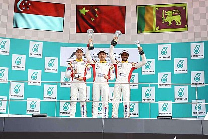 F4 SEA Sepang: Cao menangi Race 1, Dana finis P7