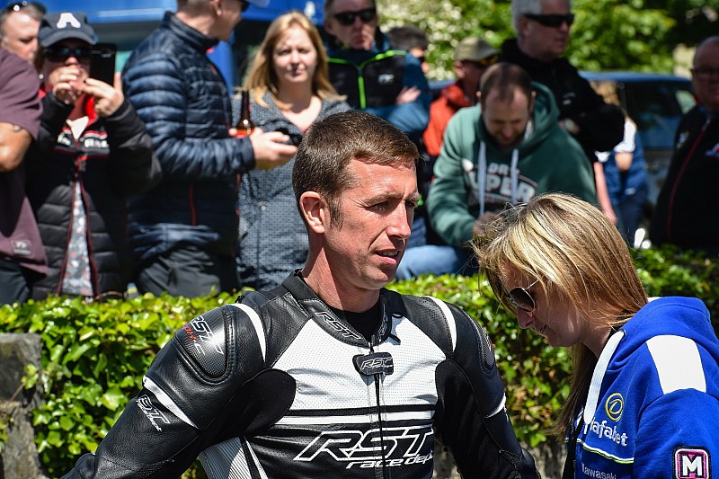 Isle of Man TT 2018: Steve Mercer nach Sturz erfolgreich operiert