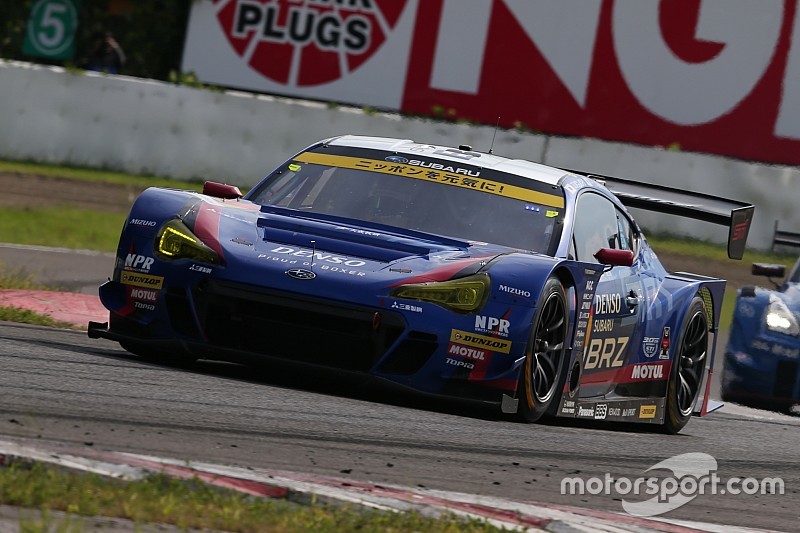 スバルBRZ、ポールポジションから圧勝。終盤の波乱も関係なし