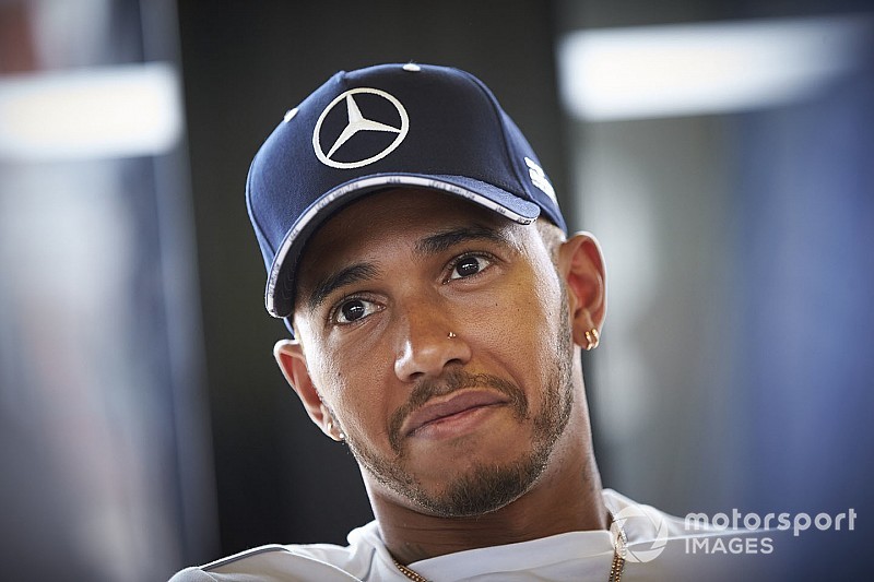 Hamilton pierde el jueves en Monza por