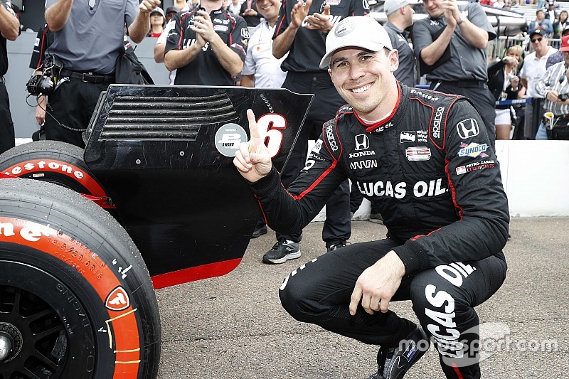Família de Wickens revela extensão das lesões no piloto