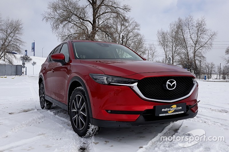 Mazda CX-5: стрімкий та приголомшливий кросовер