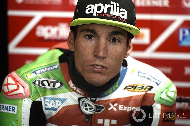 Cedera patah jari, Espargaro absen di Sepang