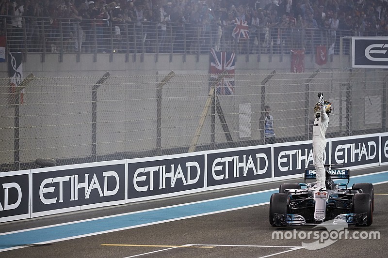 Combien a dépensé Mercedes F1 en 2017 ?