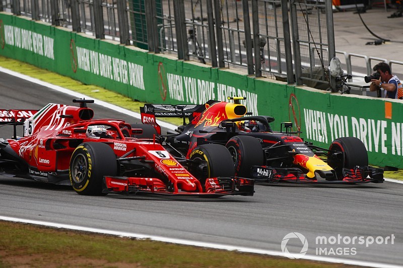 Gp Brasile: Vettel vola nelle 3/e libere Gp Brasile: Vettel vola nelle 3/e libere