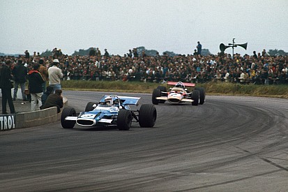 Jackie Stewart manejará un auto de F1 en el GP de Gran Bretaña