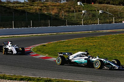 Hamilton dan Massa: Menyalip akan lebih sulit di F1 2017