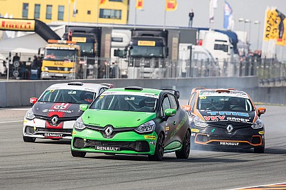 Clio Central Europe: Nun kommt der Schweizer Classic Cup Champion