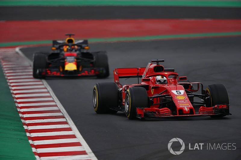 Феттель вважає темп Mercedes та Red Bull оманливим
