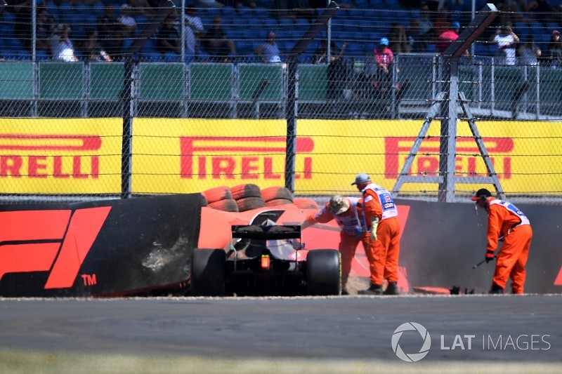 Toro Rosso investiga falha de suspensão