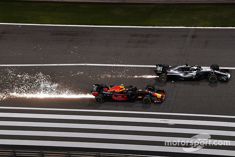 Хемілтон: Red Bull ще не вийшла на рівень Mercedes і Ferrari