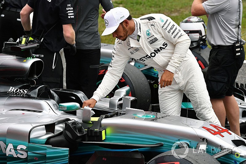 Hamilton define pole em Suzuka como