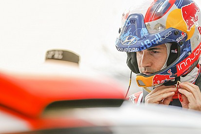 Dani Sordo dice que en Hyundai "nadie es más que nadie"