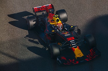 A Red Bull Mercedes motorral már 8 világbajnoki címnél tartana a Forma-1-ben?