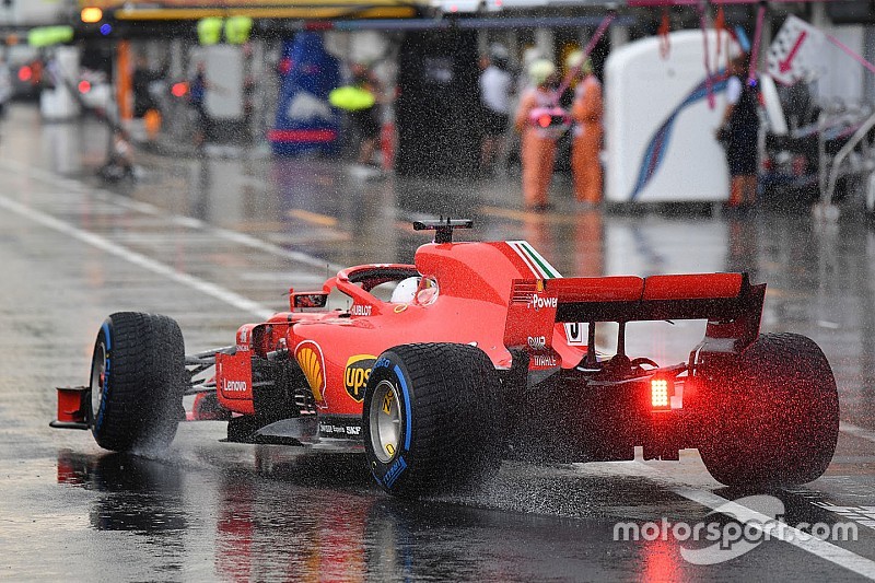 Hamilton logró la pole bajo la lluvia en Hungría - Fórmula 1 Noticias