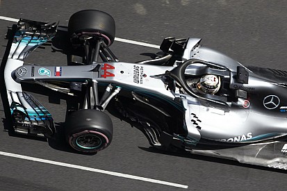 Hamilton confia en que Mercedes haya aprendido a usar los hiperblandos