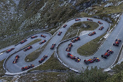 Fotogallery: Sébastien Buemi con la RB8 sul Passo del Gottardo!