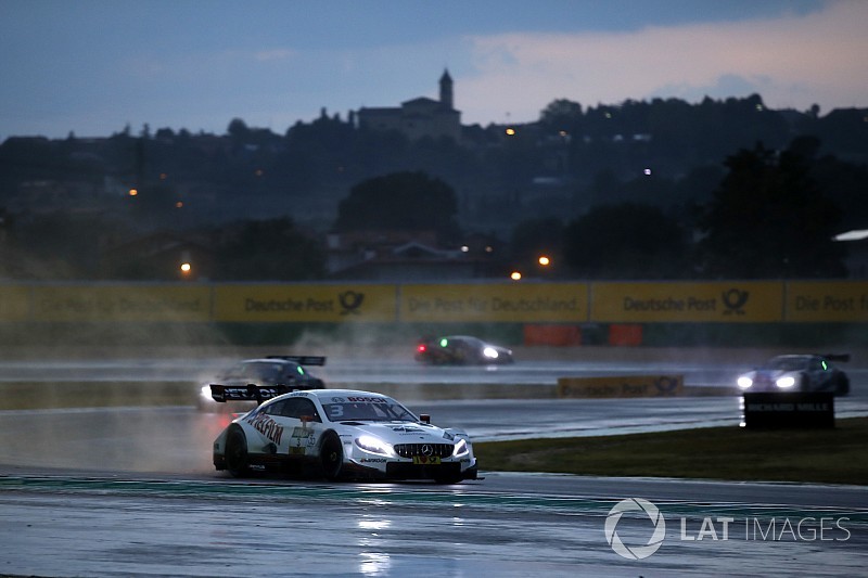 DTM у Мізано: Ді Реста виграв першу нічну гонку серії