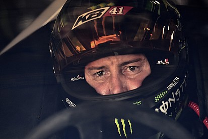 Kurt Busch celebrates his 600th Cup start at Bristol