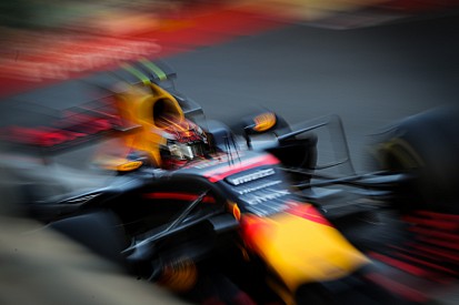 В Ferrari и Mercedes обеспокоились скоростью Red Bull в Баку
