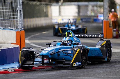 Nissan может заменить Renault в Формуле Е