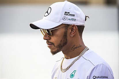 Dilema Hamilton soal masa depannya di F1
