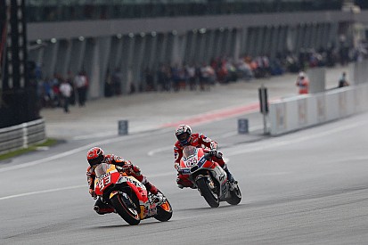 Honda won't use team orders at Valencia - Marquez