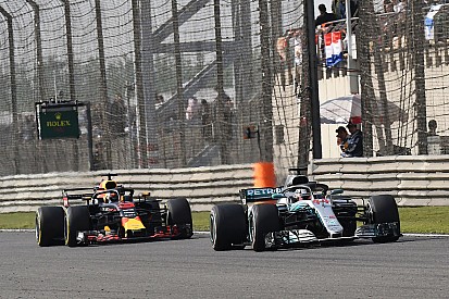 Coulthard, Hamilton'ın lastik sorunu yaşadığını düşünüyor