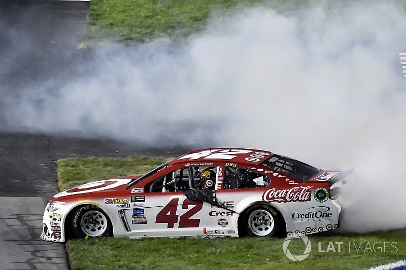 NASCAR: Kyle Larson siegt in Richmond – Playoff-Feld 2017 steht