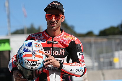 Melandri tetap bertahan di Ducati WorldSBK