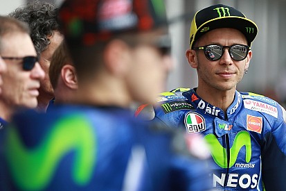 Schwantz: Rossi bisa pensiun jika Vinales mengalahkannya