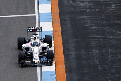 В Force India предложили автоматически замедлять машины при выезде с трассы
