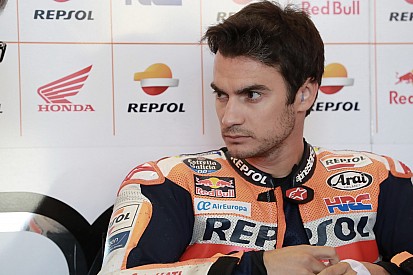 Pedrosa admite que es más difícil concentrarse por no tener cerrado su futuro