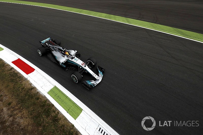 Mercedes sobra e Hamilton lidera primeiro treino em Monza