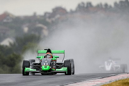 Eurocup Nurburgring: Fenestraz menangi Race 2, Presley ke-25