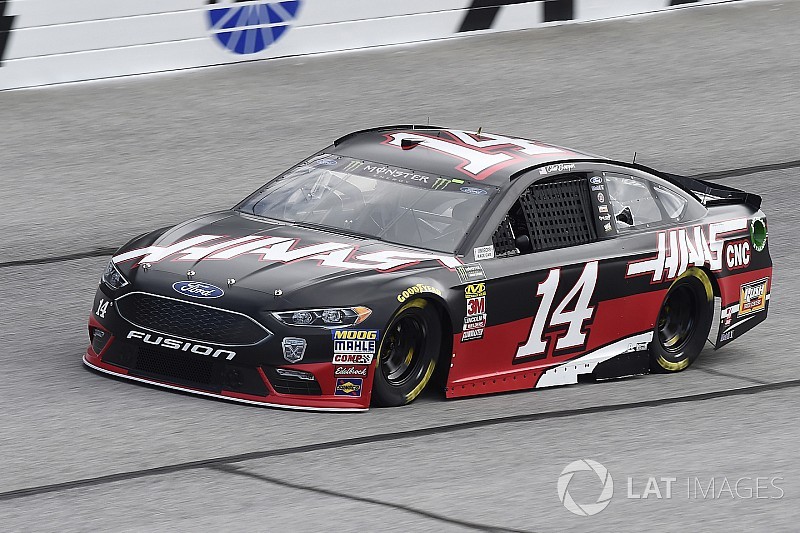 Clint Bowyer y su tercer lugar en Atlanta: