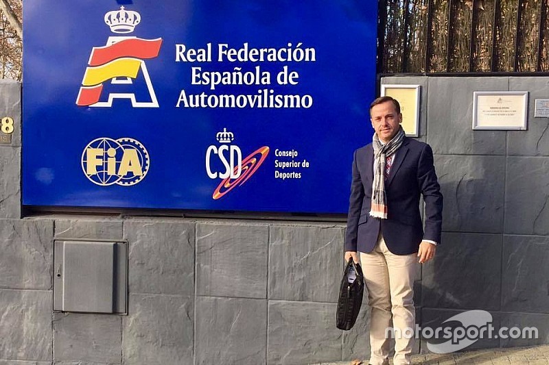 La RFEdA cambia de presidente 32 años después