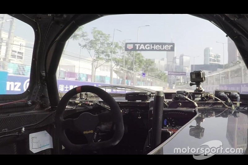 Ember vs. gép: különleges versenyt rendezett a Roborace