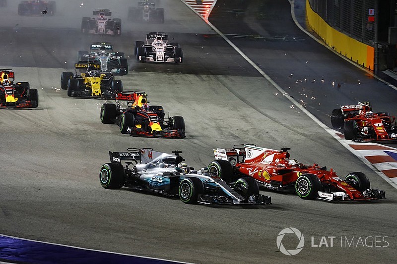 Verstappen: ha Hamilton van Vettel helyén, nincs a baleset