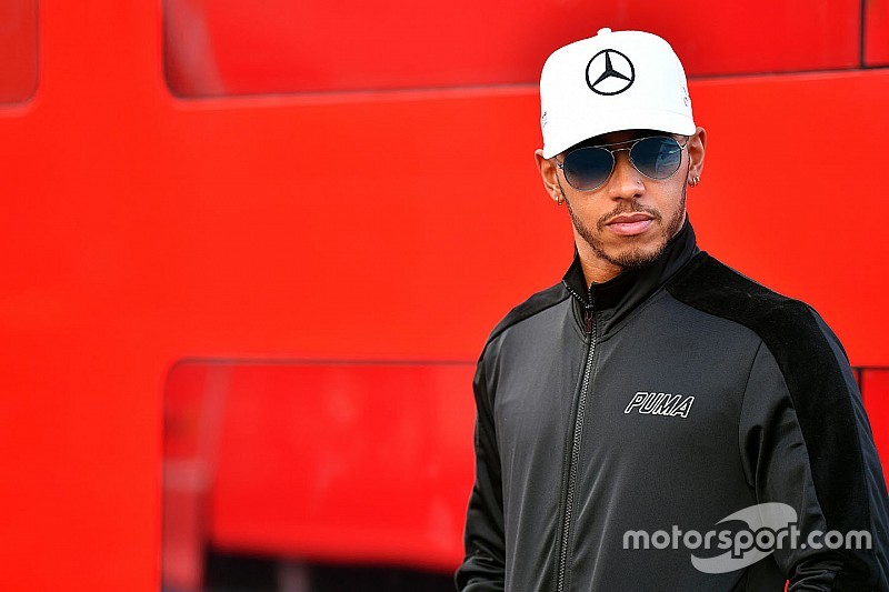 Hamilton vites kutusu değişimi ardından grid cezası aldı!