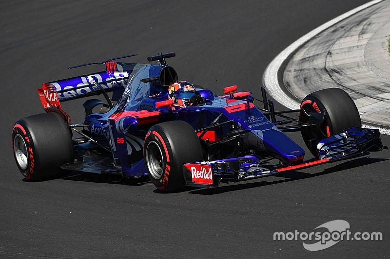 Kvyat penalizzato, retrocede sedicesimo e perde un punto sulla patente