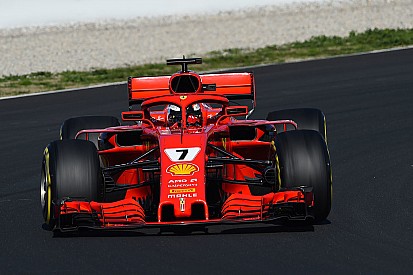Raikkonen lidera la última mañana y McLaren vuelve a sufrir