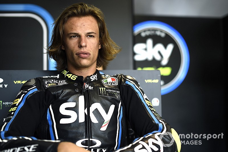 Infortunio a una mano per Bulega: sarà costretto a saltare il GP del Giappone